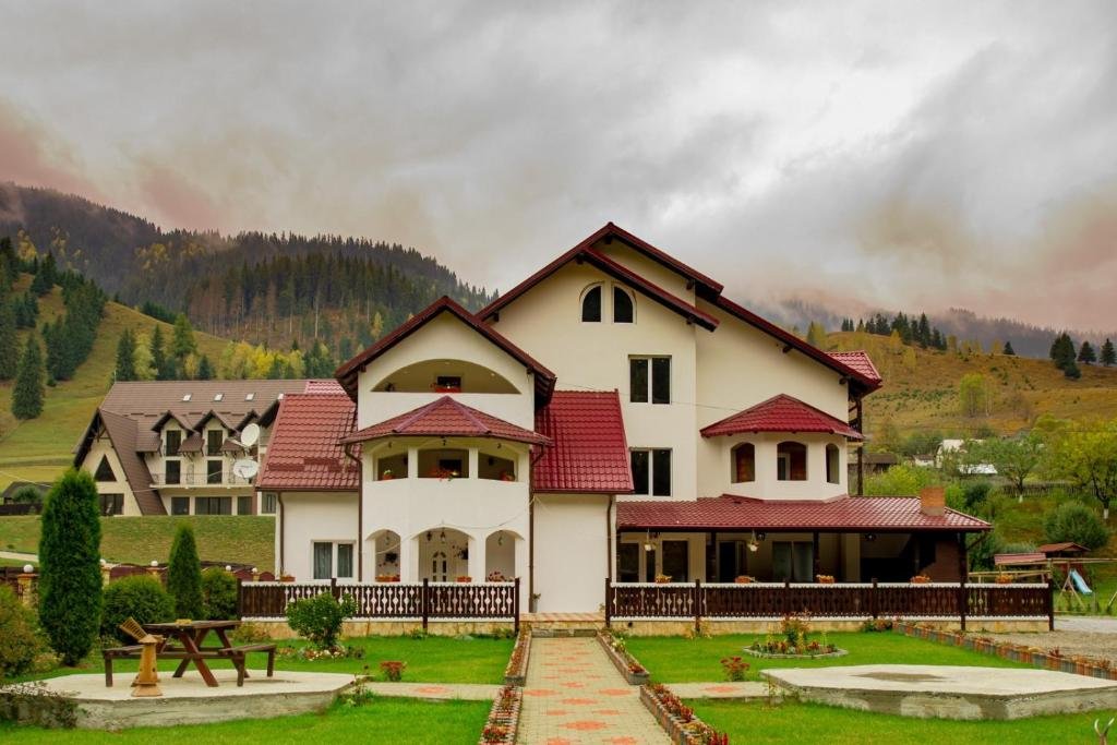 Hotel . Domeniul STANCA - Vatra Dornei