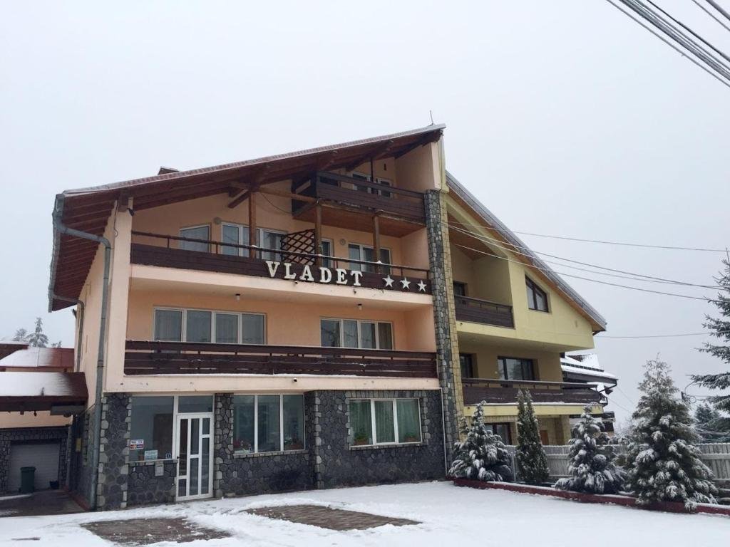 Hotel . Pensiunea Vladet - Predeal